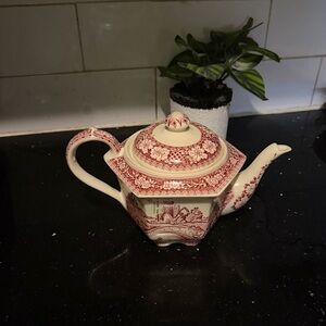 Red Floral Porcelain Teapot with Intricate Transferware Pattern